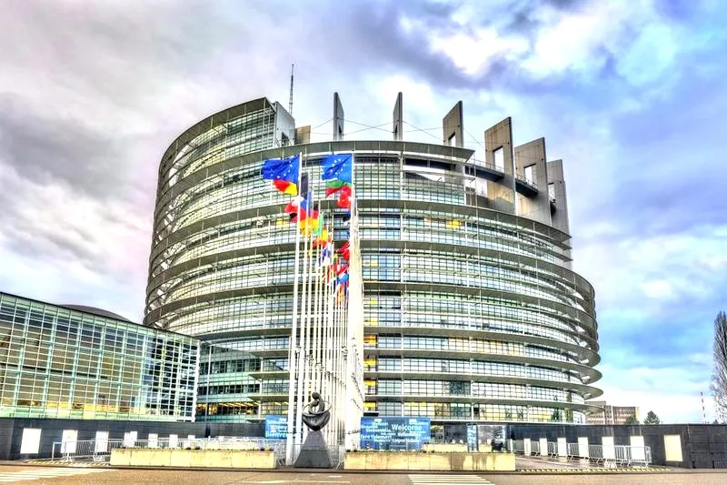 Jak skutecznie oddać głos w wyborach do Europarlamentu? Przewodnik krok po kroku