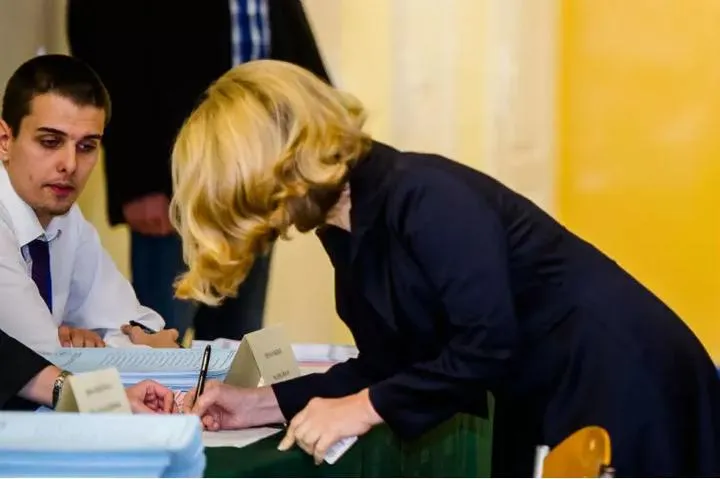 Jakim dokumentem należy się legitymować na wybory?