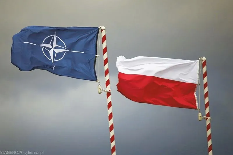 Kiedy Polska wstąpiła do NATO i co to zmieniło?