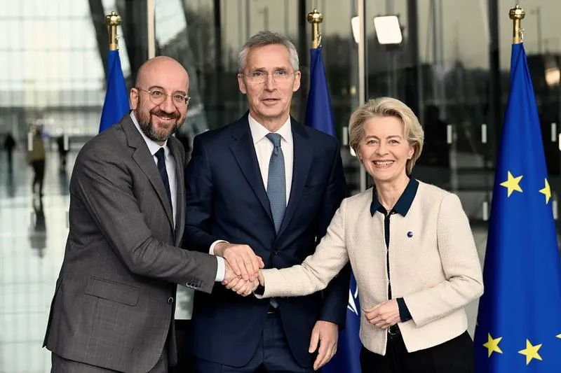 Historia NATO