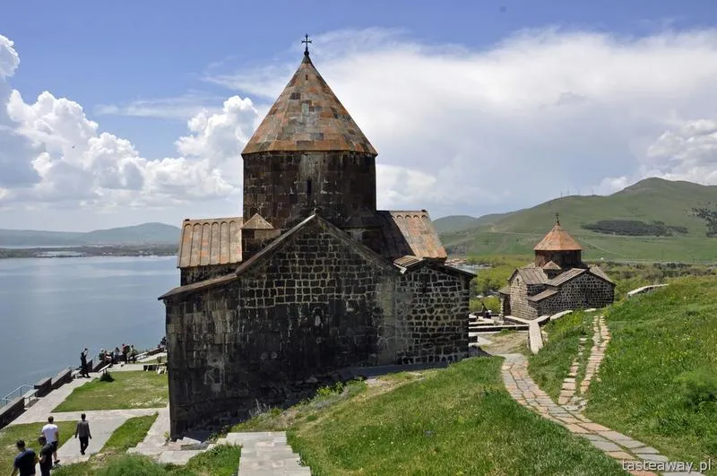 Społeczno-kulturowe powiązania Armenii z Europą