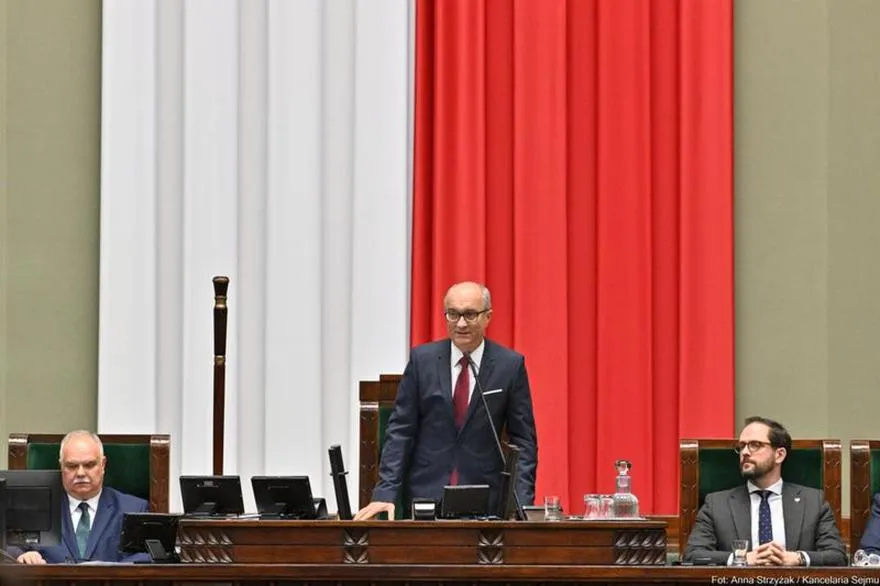 Ustawy i budżet